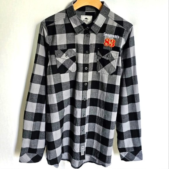 🇨🇦 Roots Spruce Lake Long Sleeve Grey & Black Plaid Flannel Button Shirt - Picture 7 of 16